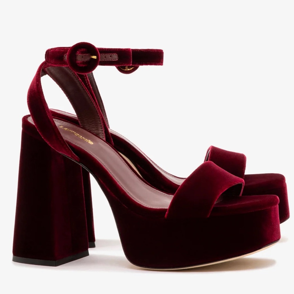 NWT 💖 Larroude Dolly Sandal In Wine Velvet